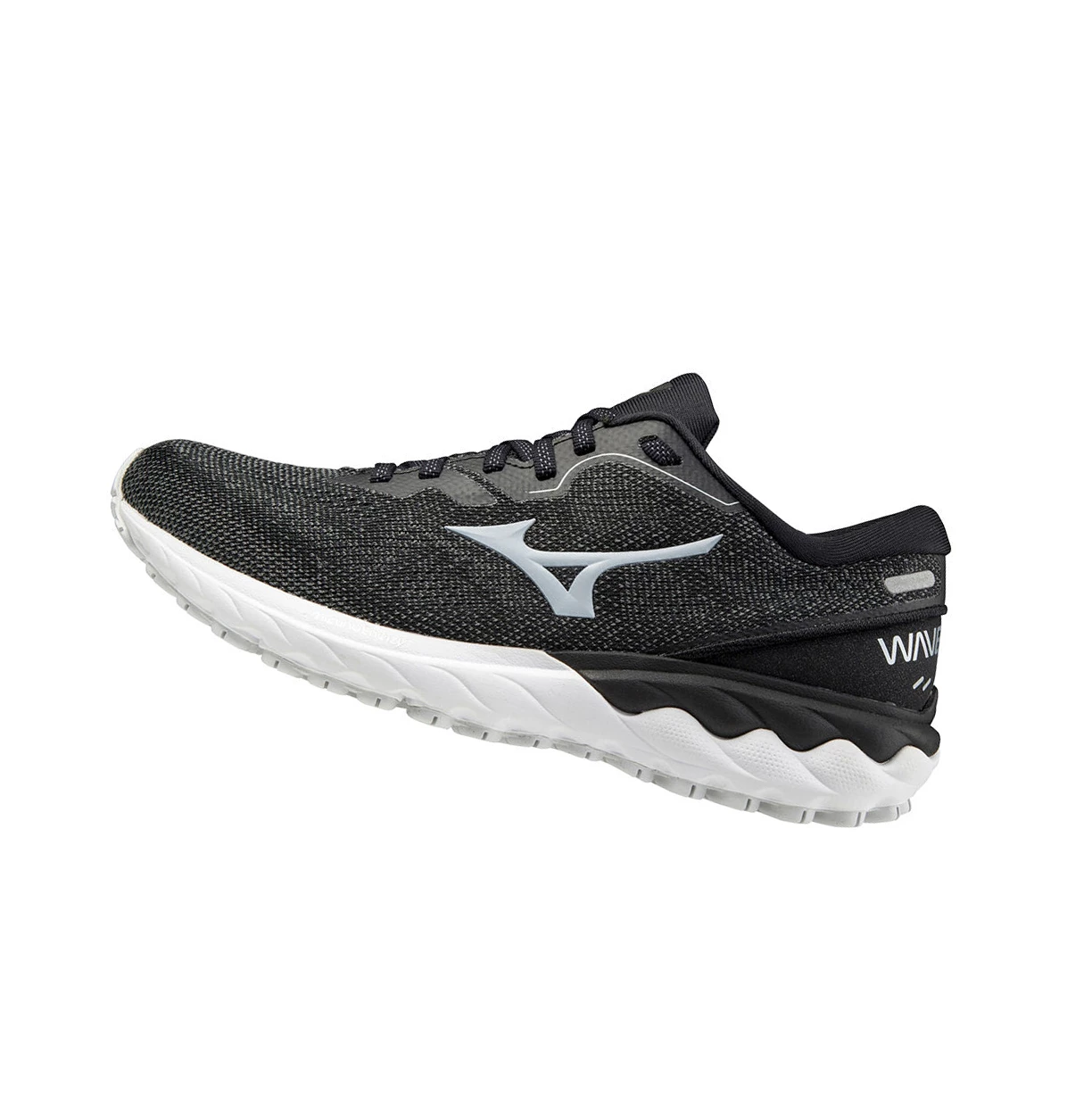 Black/Silver/White Mizuno Wave Skyrise 2 Women\'s Running Shoes | 783-XBCKRE