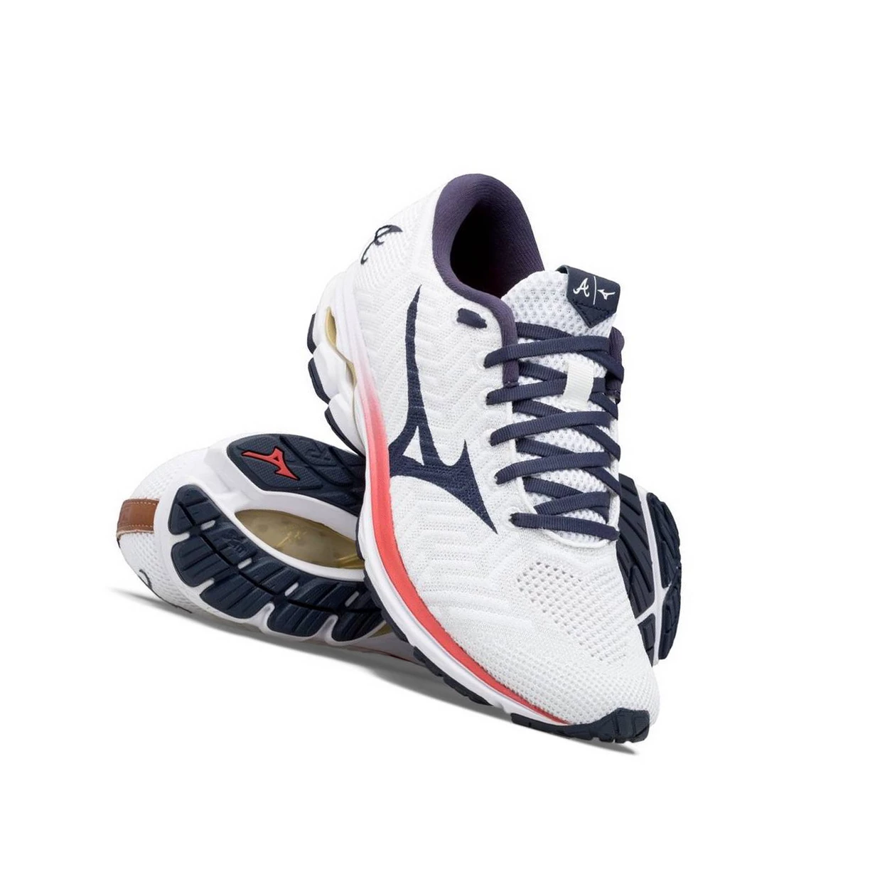 White/Navy Mizuno Chop On Waveknitﾙ R2 Men's Running Shoes | 530-VMJCWS